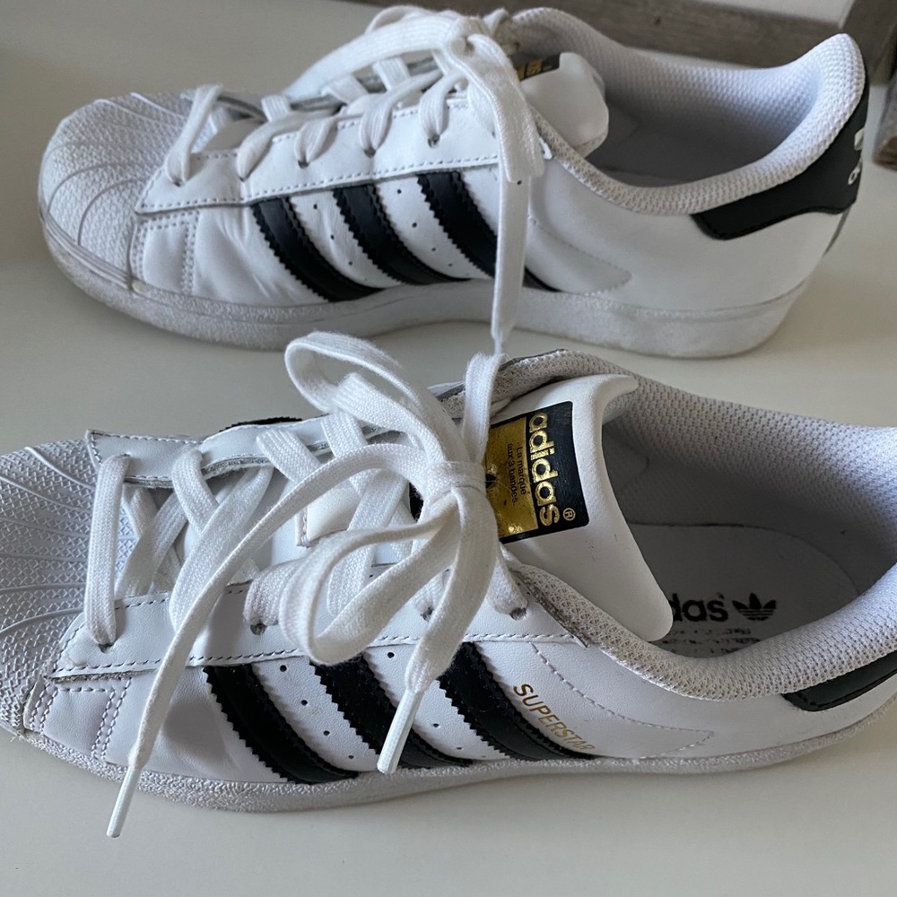 Adidas superstar